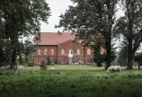 Apartment im Kranich Hotel Hotels in Ahrenshoop