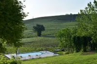 Cascina Tre Botti Hotel di Nizza Monferrato