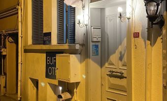Bufes Hotel