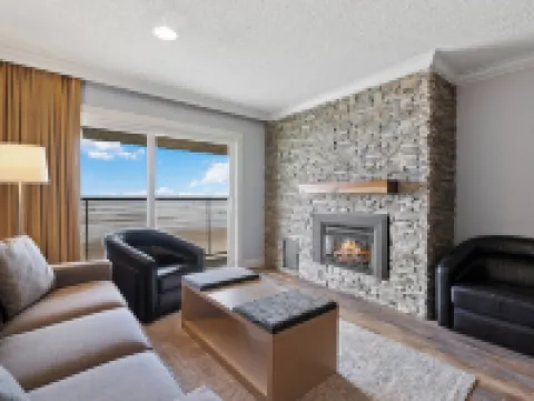 Tolovana Inn Hotels in Cannon Beach