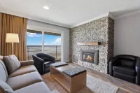 Tolovana Inn Hotels in Arch Cape