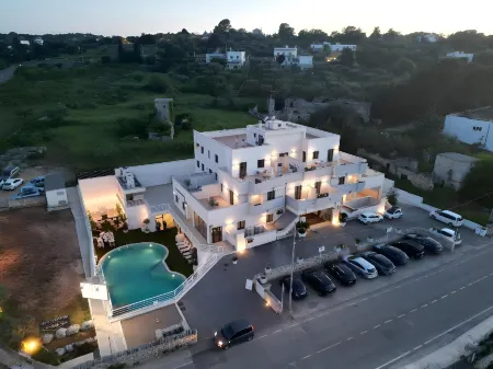 Hotel Majesty Alberobello Отели в г. Метропо́льный город Бари