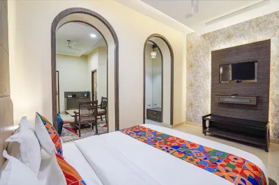 FabHotel Rivlet Premium - Nr Jama Masjid and Red Fort Hotels in Dariyaganj