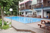 Yangsan Ma Maison Pension - Pools
