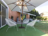 Un Petit Coin de Paradis Hotels in Châteaurenard