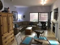 LAKESHORE VILLAS BEACH COWBOY VILLA