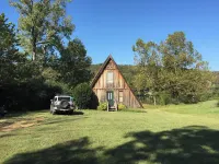 Lakefront Aframe Cabin in Hardy on Kiwanie Lake with Kayaks and Private Dock
