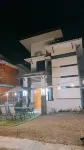 2 Storey Family House in Casa Verde Mati City Hotel di Mati