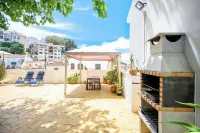 Blue Castle GuestHouse