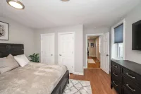 The Covington Cottage Modern 2 Bdr Charmer Hotels in Covington