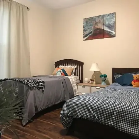 Brand New Home Close to Sequoia /w Tub & Games