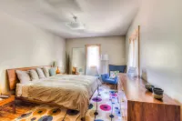 Shining Shire - Sauna, Steam Shower, Very Cool!