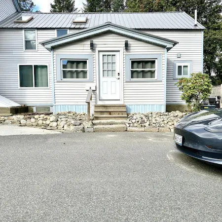 Freshly Renovated 2 Bed 1.5 Bath near Downtown Augusta
