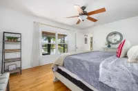 Lakefront Getaway on Boone Lake – Sleeps 8+ • Hot Tub • Dock • Fire Pit • Kayaks