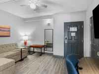 Best Western Plus Savannah Gateway Hotel di Savannah