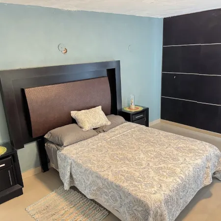 Beach front house for the whole family to enjoy at the safest place of Mexico !