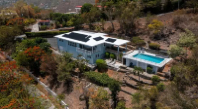 Sunset Terrace – Epic Views, Pool & Family Fun!