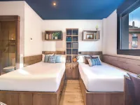 Livensa Living Studios Valencia Marina Real Hotels near Algiros