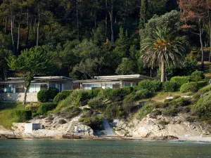 Makryammos Bungalows