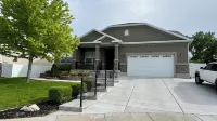 Jordan River Retreat. Charming 1 bedroom apartment in Lehi Ut on the river.