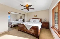 Retreat with stunning views: breathtaking, peaceful and soul healing