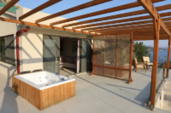 루체 보즈부룬 오텔 마르마리스