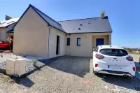 Gîte La Parenthèse with Balneo and Hammam, near Mont St Michel and Saint Malo Hotels in Dol-de-Bretagne