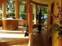 Cottage, inserted in condominium with heated swimming pool