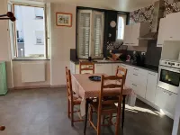 Bright, spacious cocoon 5 min from station