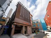 Suyu Hotel Picasso Hotels near Doseonsa Temple