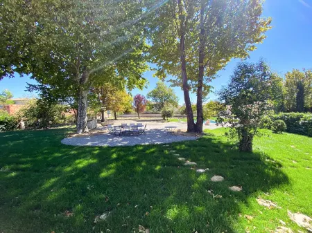 Villa Avec Piscine et Grand Jardin Proche Centre Ville