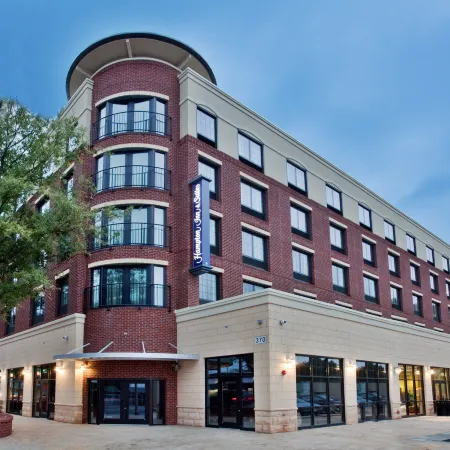 Hampton Inn & Suites Chapel Hill-Carrboro/Downtown