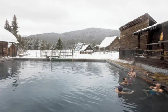 Modern Mountain Wellness Retreat in McCall, Idaho: 4 Bed · 4.5 Bath · Sleeps 10