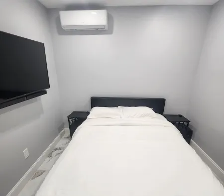 Majestically Pleasant Suite