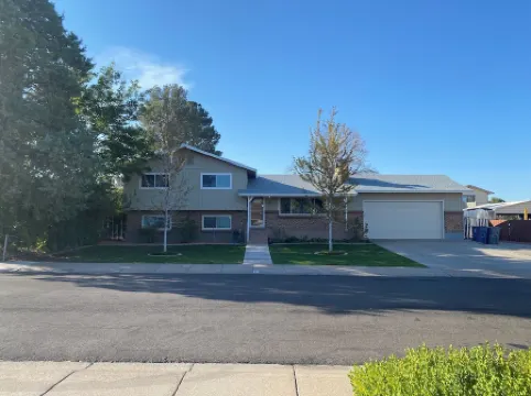 Bring your boats, toys and the family to Keith’s Place!