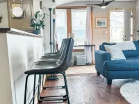 Relax & Re"coop" at the Coop Cottage Charlevoix!