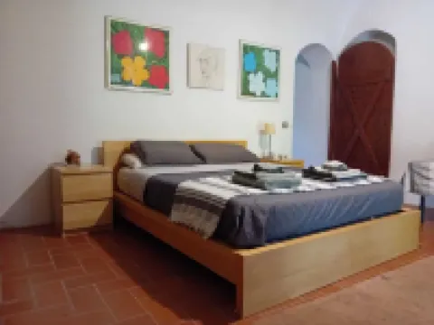 Suite in Tuscan farmhouse between Florence and Arezzo with wifi and pool Hotel di Castelfranco Piandiscò