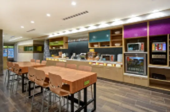 Home2 Suites by Hilton Birmingham Fultondale Hotels in Fultondale