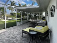 Punta Gorda 2/2, Designer Renovated Punta Gorda Home in Isles Yacht Club Marina