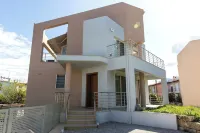 Dream Day VillaCharming 3-bedroom villa with AC, WiFi in amazing Psathopirgos Hotel di 