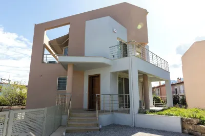 Dream Day VillaCharming 3-bedroom villa with AC, WiFi in amazing Psathopirgos Hotels in 