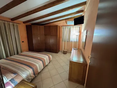 2 bedroom apartment in sicily Hotel in zona InCoop