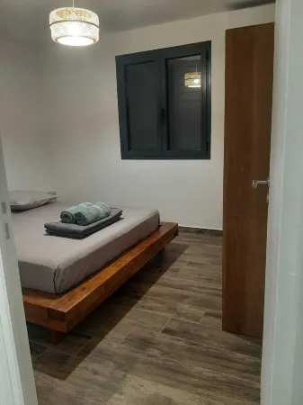 Villa  Bon Air Surrounded by Nature and Close to the Sea.