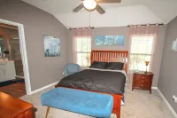 Spacious 3-bedroom house with AC, fitness room, WiFi in Leander/North Austin