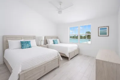 Welcome to Castillo Del Mar. A peaceful, salty newly remodeled ocean front home! Hotels in der Nähe von Sombrero Reef