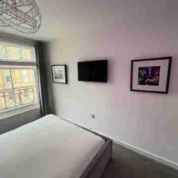 COP26 1 Bed City Centre Apartment Rooms