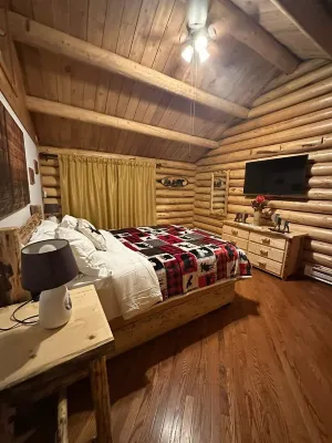 Cabin in West Yellowstone