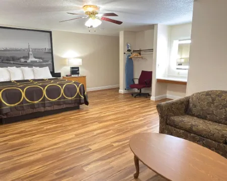 Super 8 by Wyndham Anderson/Clemson Area Hotels in Anderson