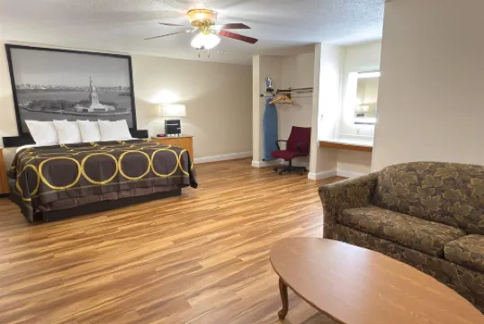 Super 8 by Wyndham Anderson/Clemson Area Hotels in Anderson