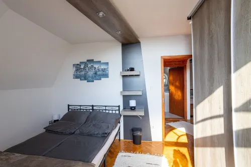 Kastello Guesthouse – Historic Charm and Modern Comfort on a Magical Estate Các khách sạn ở Pecsi